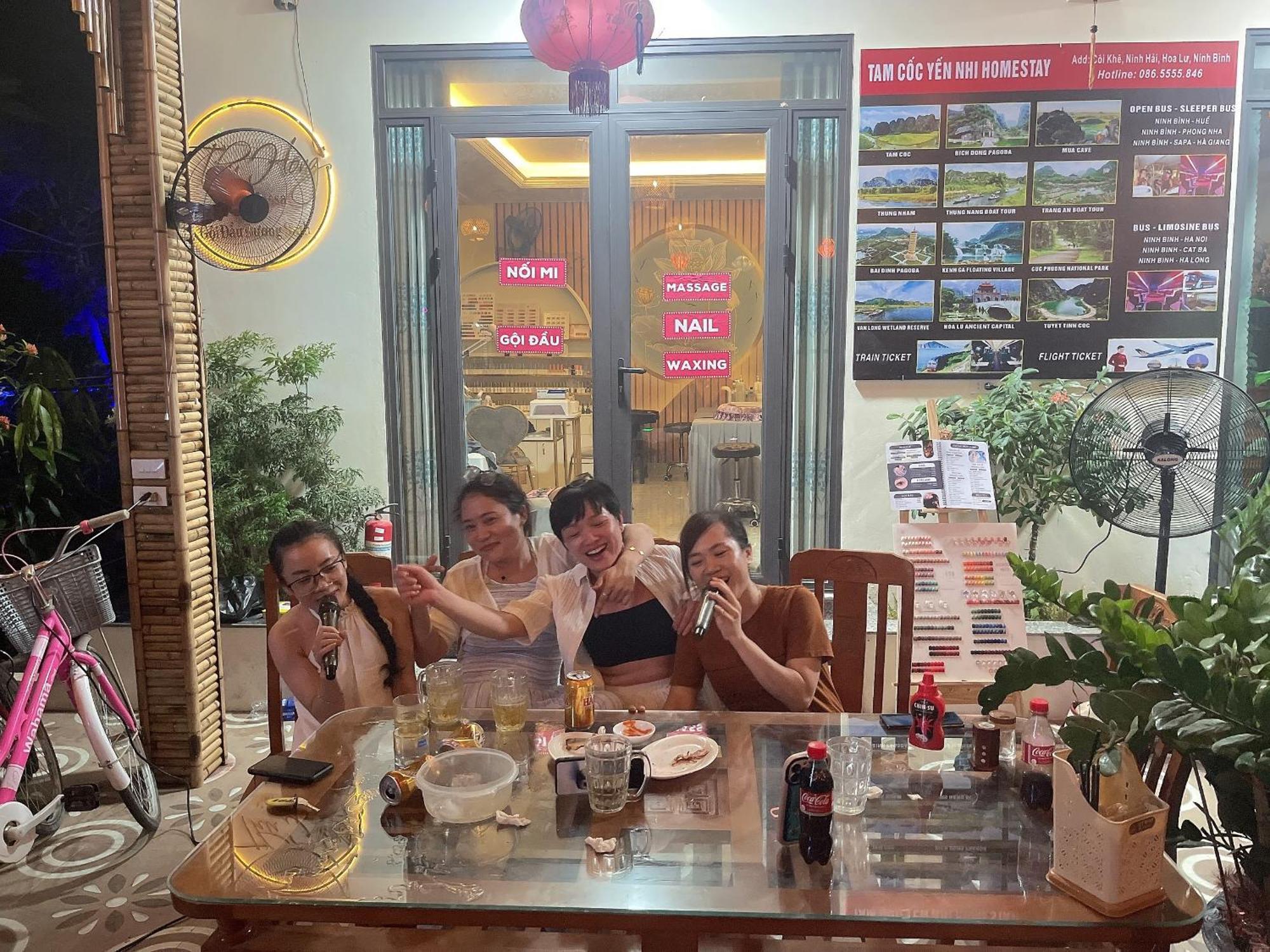 Tam Coc Yen Nhi Homestay นิญบิ่ญ ภายนอก รูปภาพ
