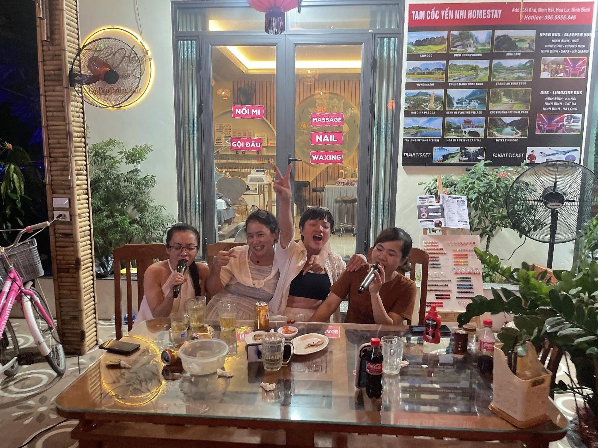 Tam Coc Yen Nhi Homestay นิญบิ่ญ ภายนอก รูปภาพ
